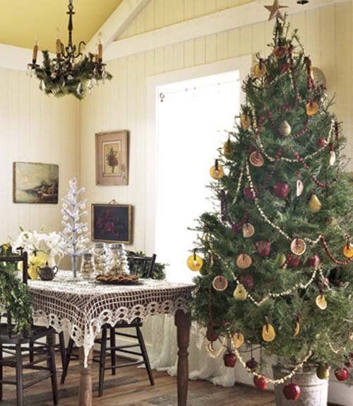 12-Christmas-tree-oranges