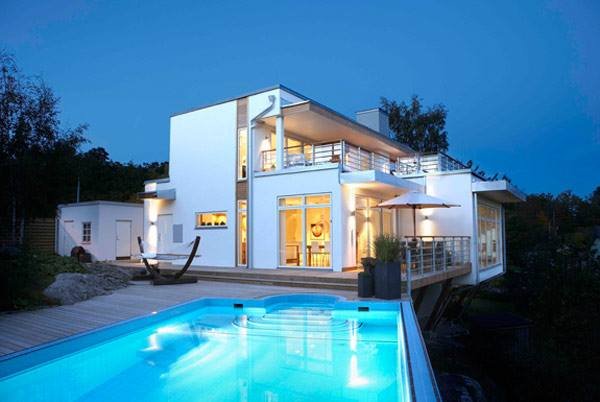 8-splashy-modern-house